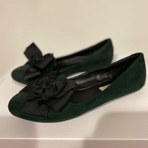 Size 6.5 Vera Wang flat